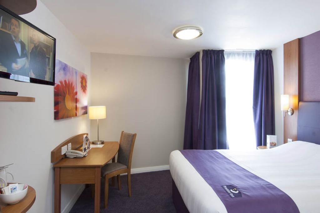 Premier Inn Norwich - Broadlands Park Thorpe St Andrew Phòng bức ảnh