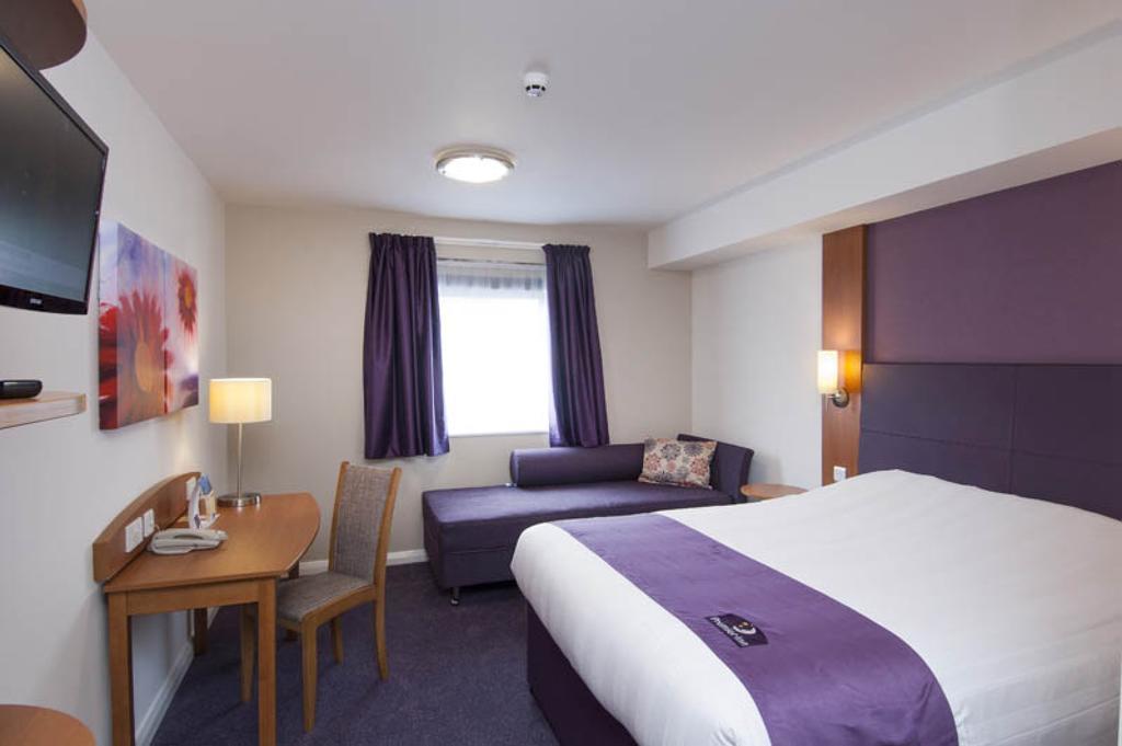 Premier Inn Norwich - Broadlands Park Thorpe St Andrew Phòng bức ảnh
