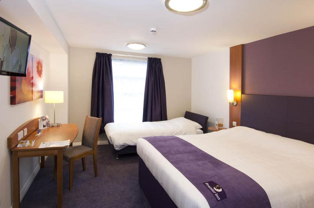 Premier Inn Norwich - Broadlands Park Thorpe St Andrew Phòng bức ảnh