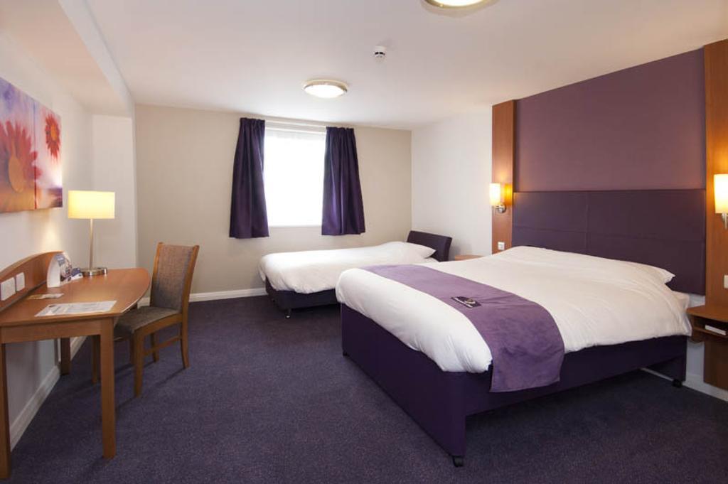 Premier Inn Norwich - Broadlands Park Thorpe St Andrew Phòng bức ảnh