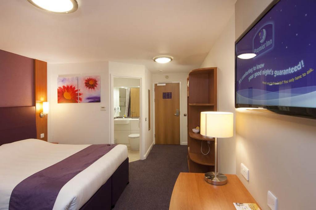 Premier Inn Norwich - Broadlands Park Thorpe St Andrew Ngoại thất bức ảnh